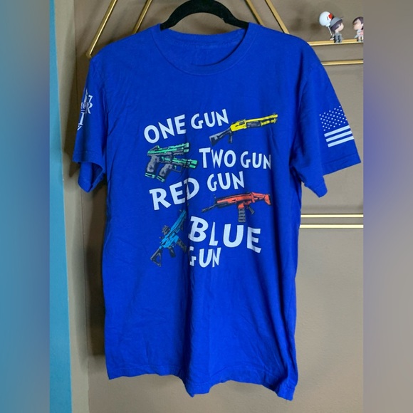 Other - Bundle (2) graphic tee, Men’s M $10